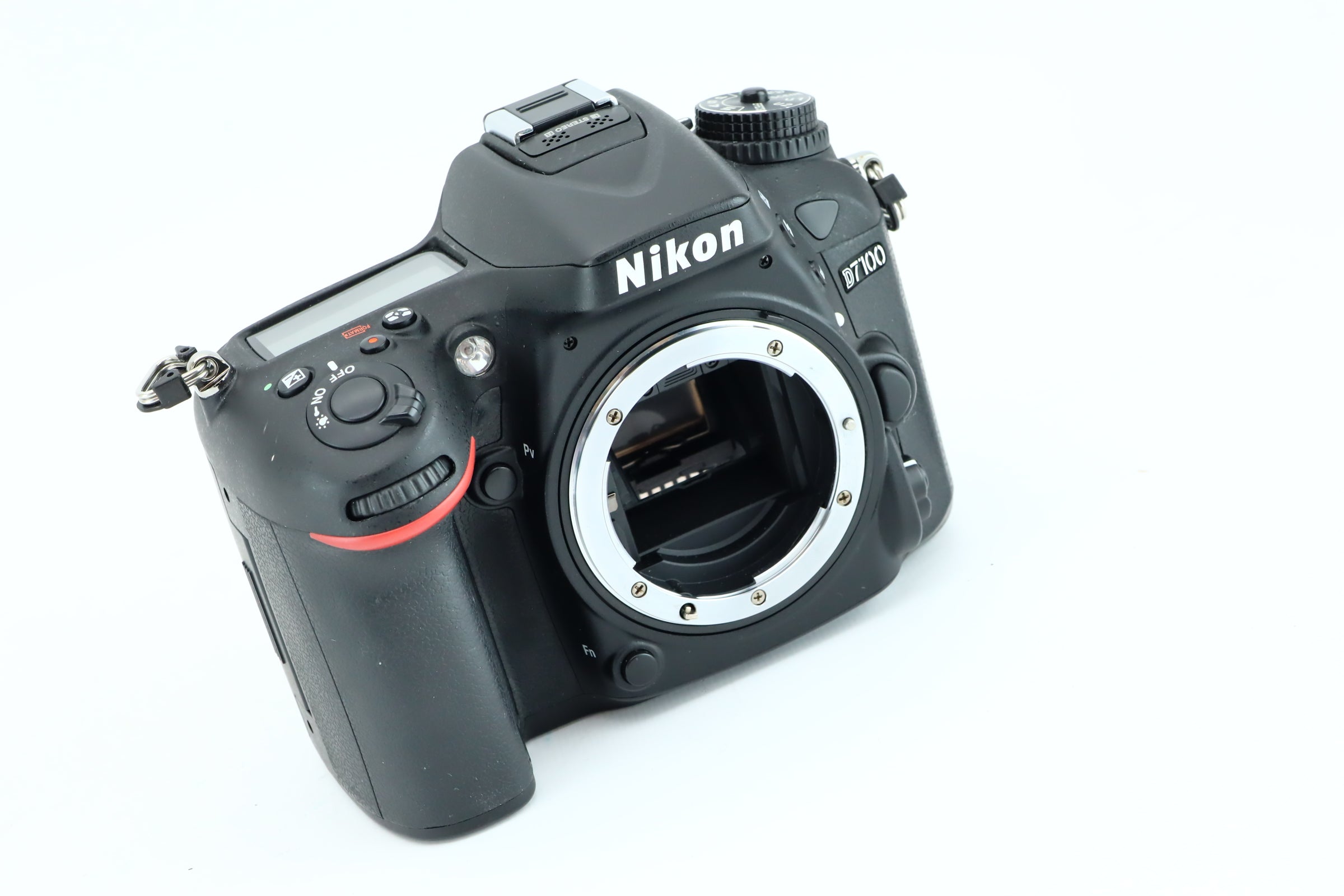 Nikon D7100 – Hard to Find Camera Store