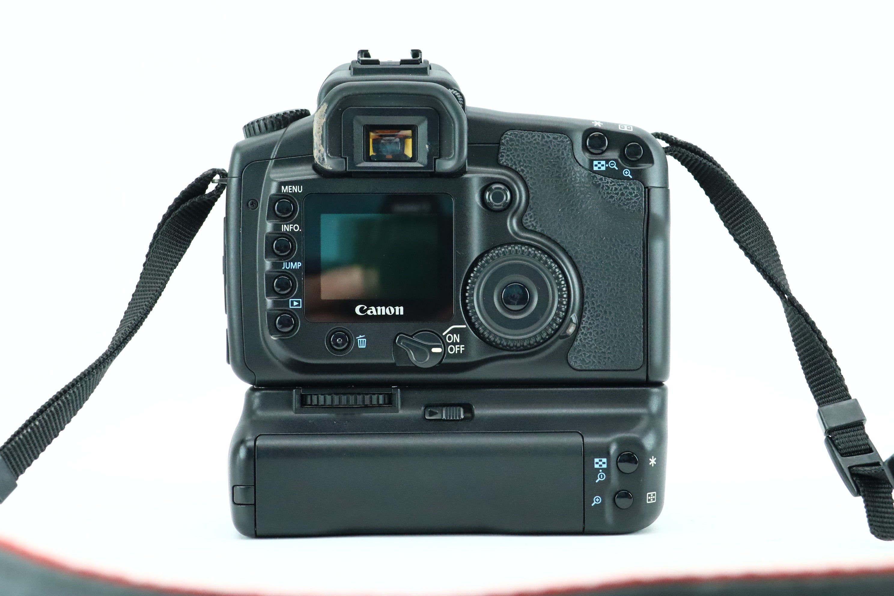 Canon EOS 20D with Canon Battery-Grip BG-E2 – Hard to Find Camera