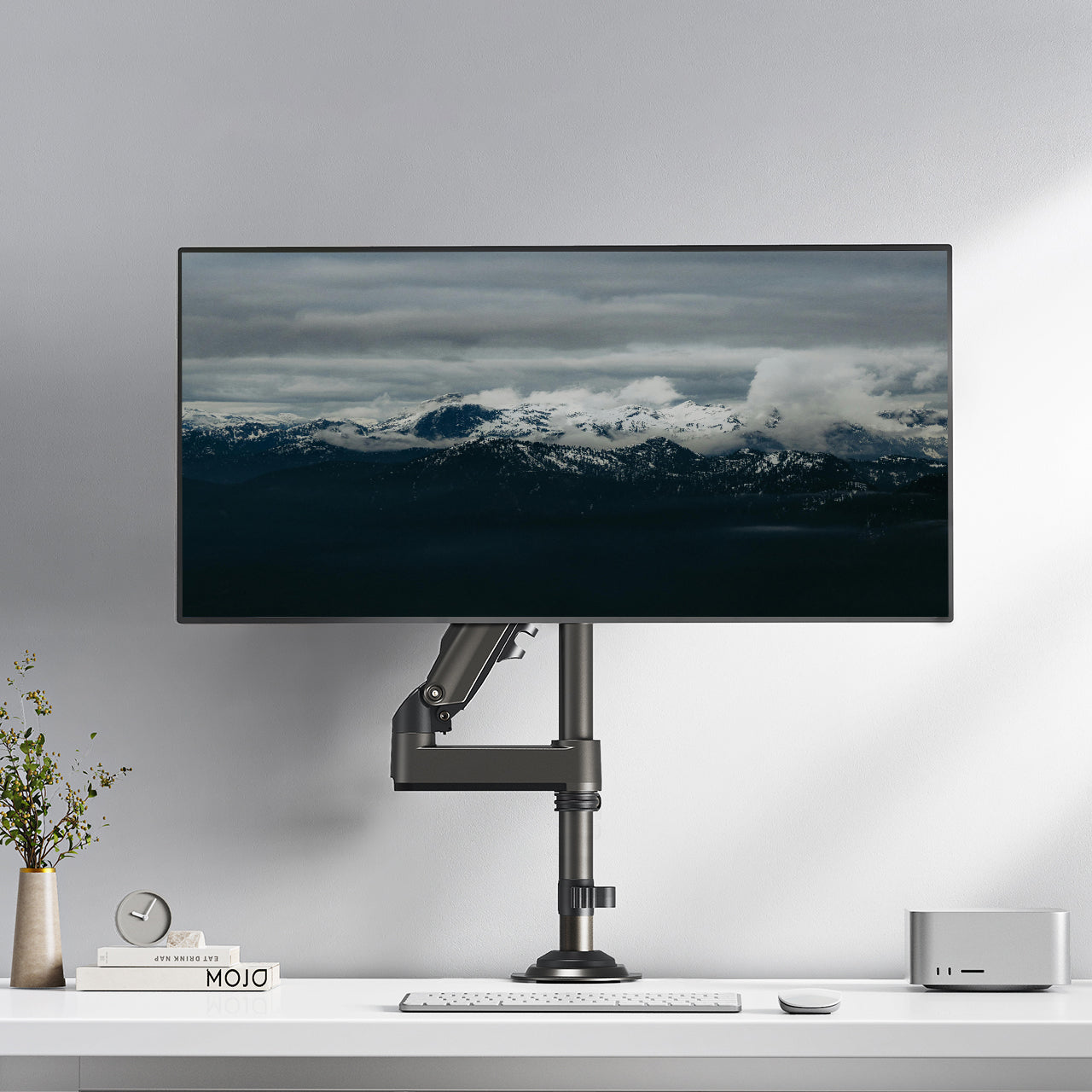 ポール式シングルモニターアーム｜17～32インチ対応・省スペース・快適調整