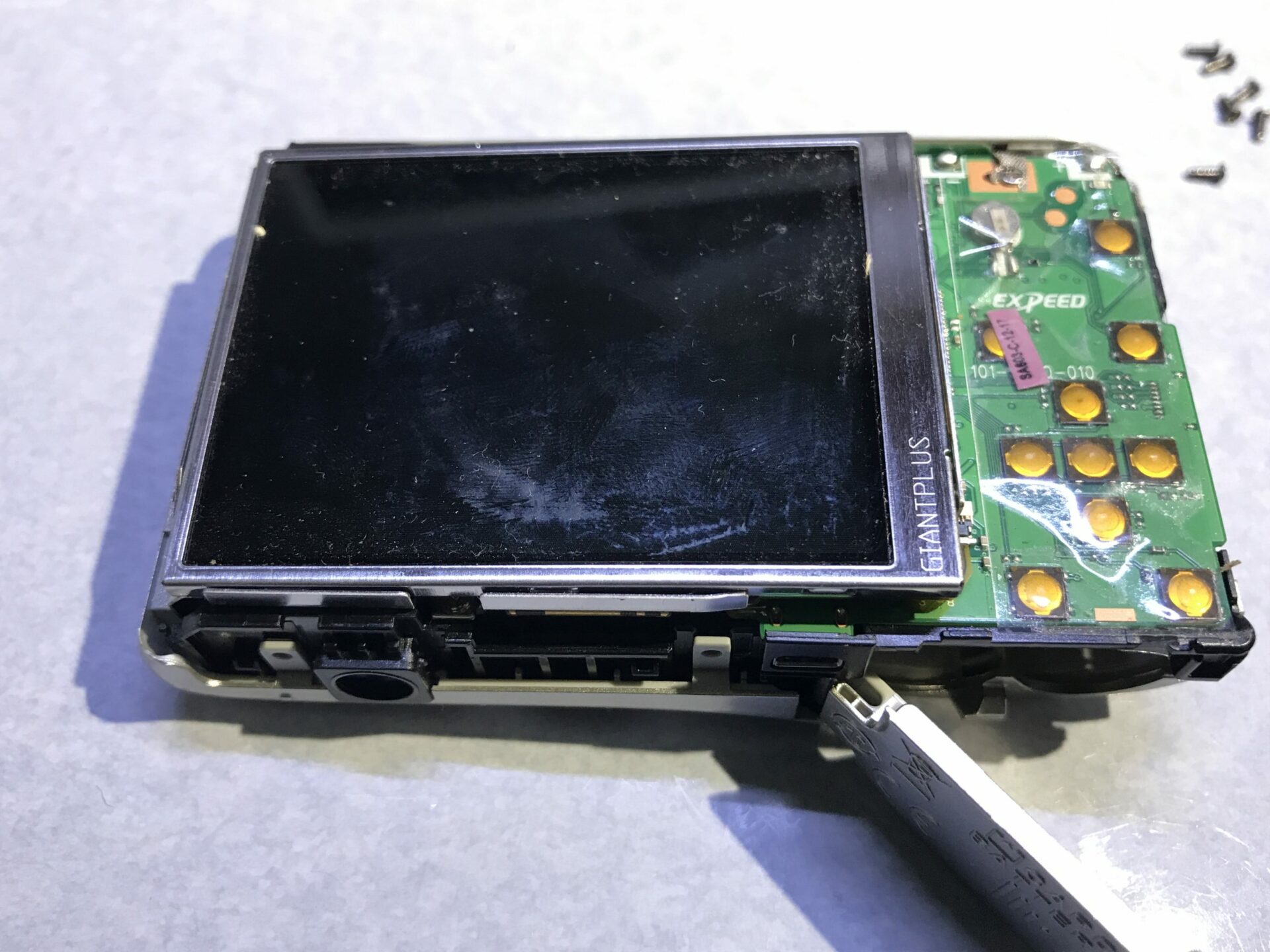 Nikonデジカメ COOLPIX A10分解 | にしきの理科準備室