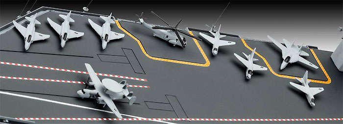 1/720 艦船モデル U.S.S. ニミッツ CVN-68 Revell (レベル)