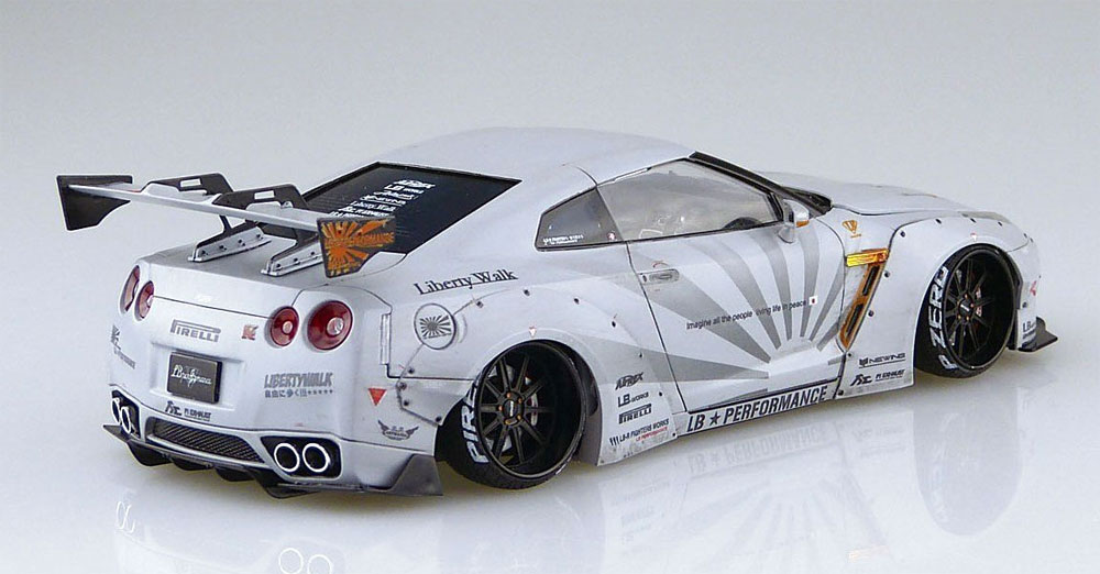 アオシマ LBワークス R35 GT-R Ver.2 1/24 リバティーウォーク 010