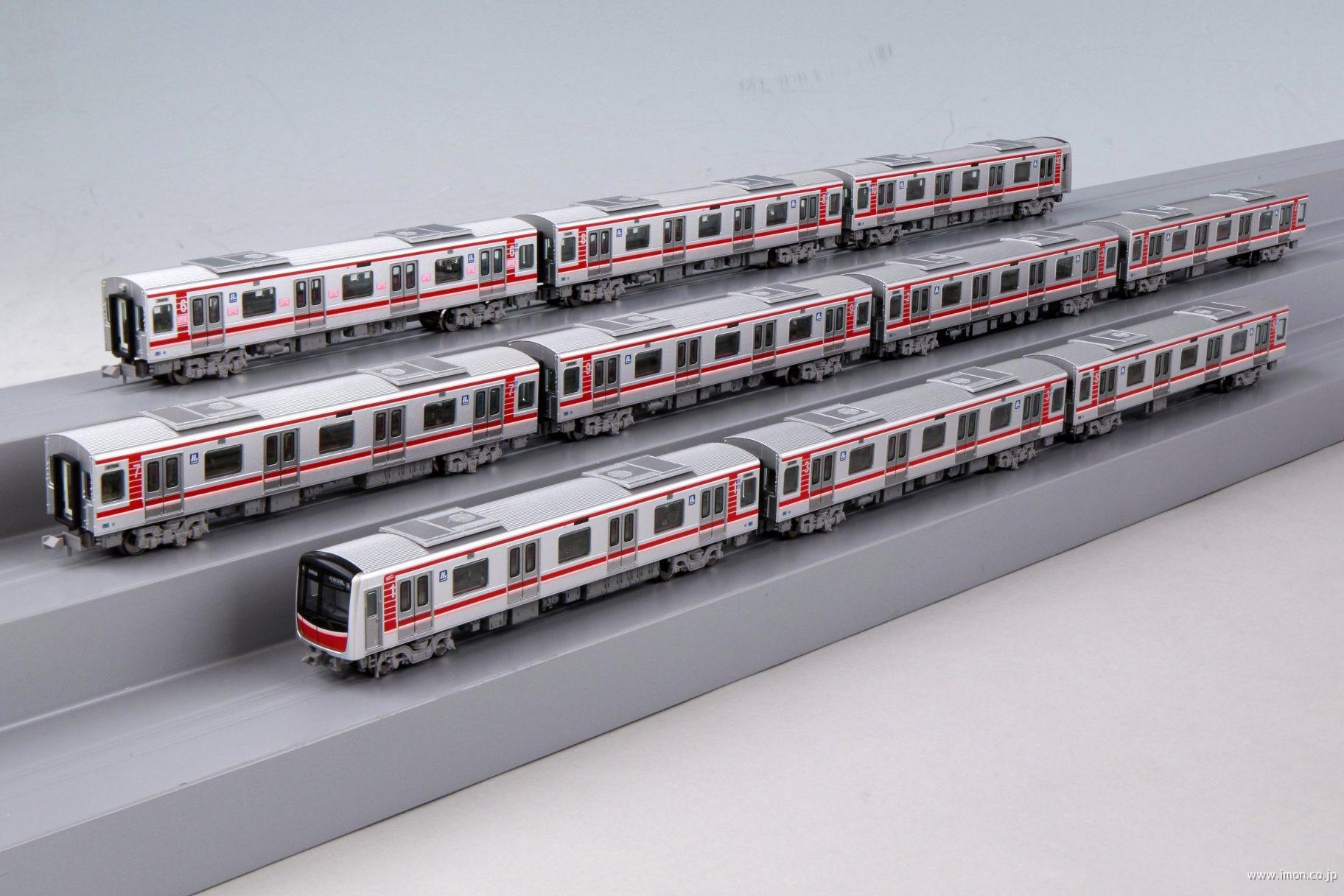 Osaka Metro30000系御堂筋線10両（室内灯