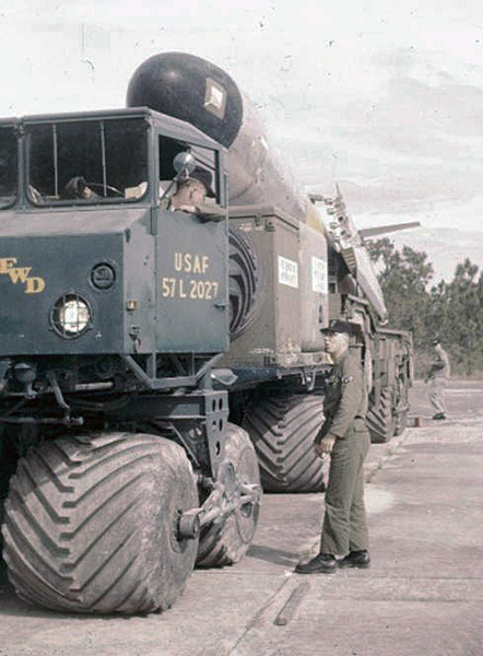 Internet Modeler Revell 1/32 Renwal Teracruzer and Mace Missile