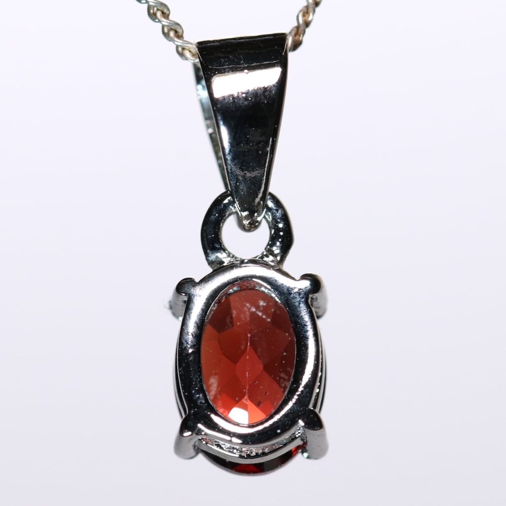 ガーネットペンダントトップ（シルバー925/ジュエリーカット） - 埼玉