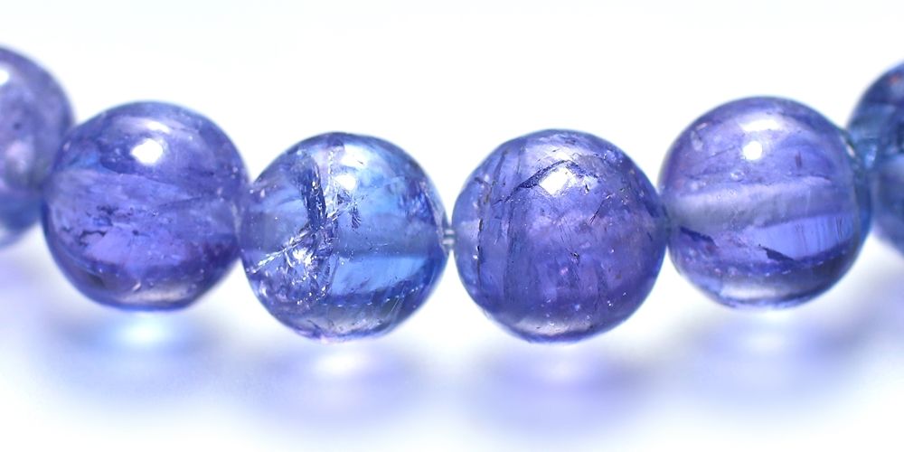 トップクォリティ]宝石質タンザナイトブレスレット（約8mm玉・一部表面