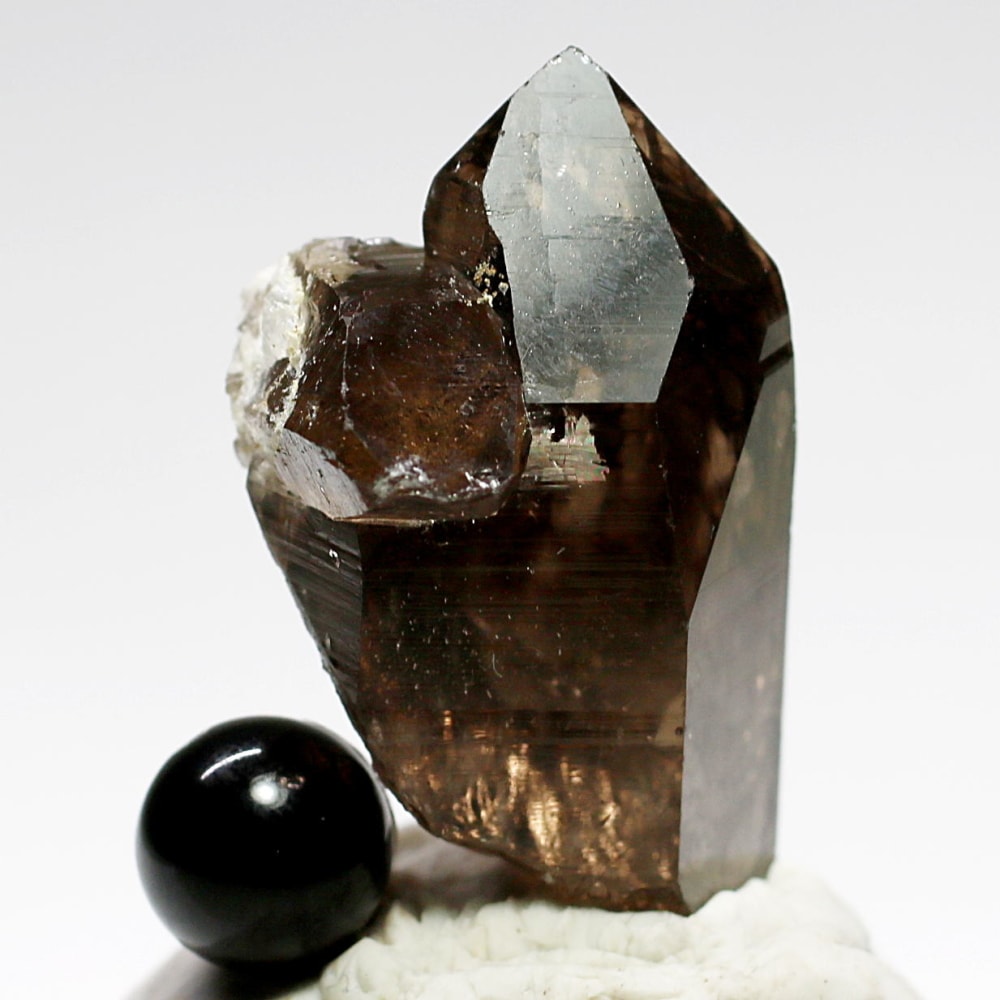 高品質]ネパール/ガウリシャンカール産ヒマラヤ水晶原石/スモーキー