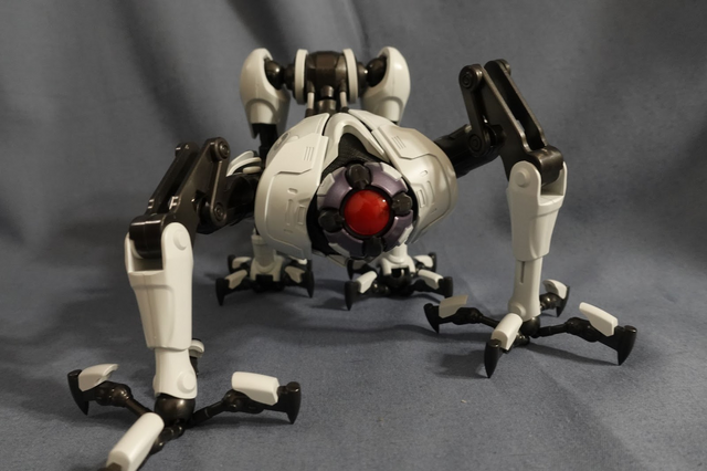 figma METROID DREAD E.M.M.I.』開封の儀―カッコよくも不気味な