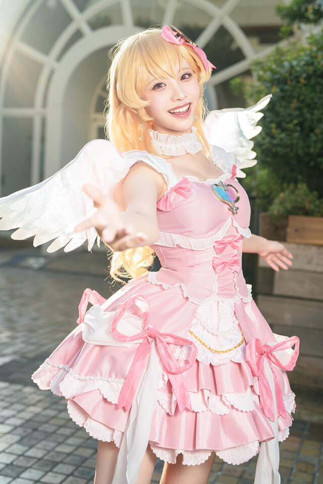 コスプレ】“リアル”アイカツ世代の高校生が見せる「星宮いちご