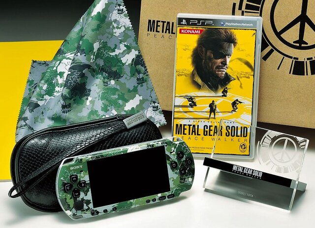 METAL GEAR SOLID PEACE WALKER』 迷彩柄PSPや特製グッズ同梱の限定版