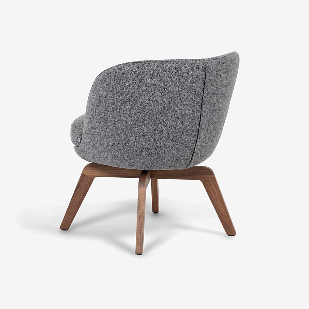 ROLF BENZ（ロルフベンツ）ラウンジチェア 「562」回転式 布＃26.204