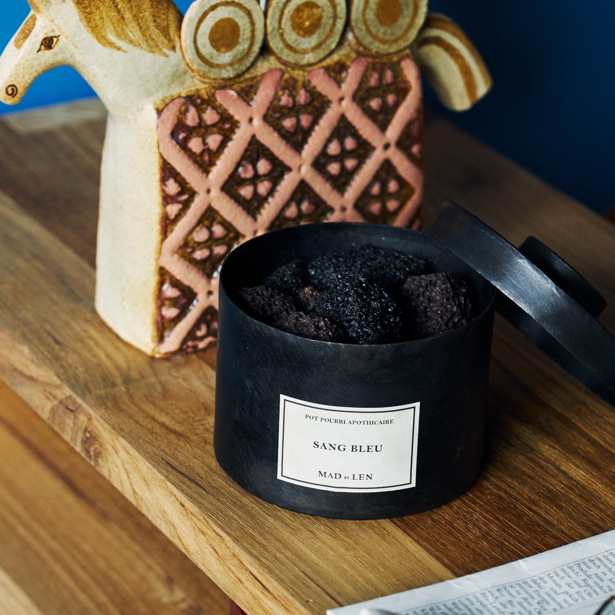 MAD et LEN POT LAVA ROCK SANG BLEU｜ディフューザー｜IDEE SHOP Online