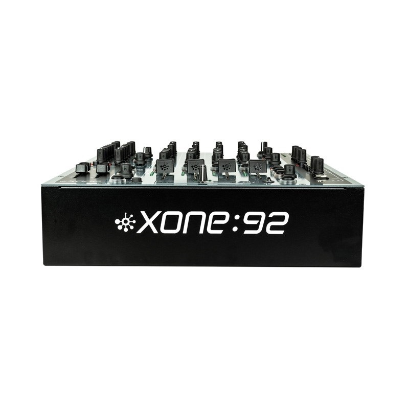 ALLEN&HEATH XONE:92 Mk2【4+2 チャンネル アナログDJミキサー