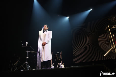 LIVE 核P-MODEL『パラレル・コザック』驚愕のライブ&機材レポート！