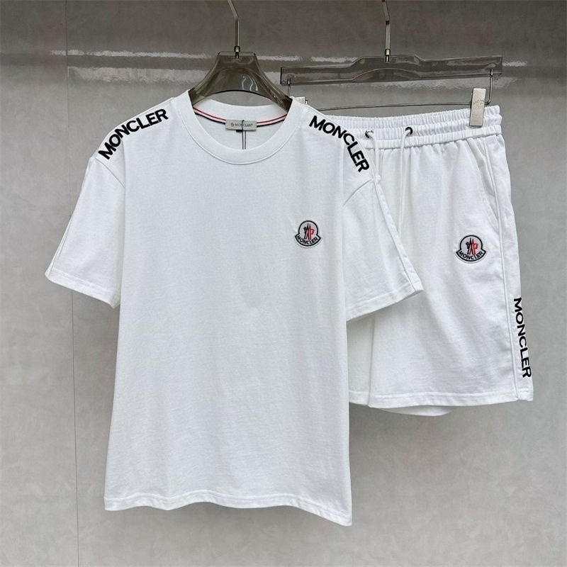 Moncler モンクレールハイブランドTシャツメンズ 夏服半袖 上下 セット