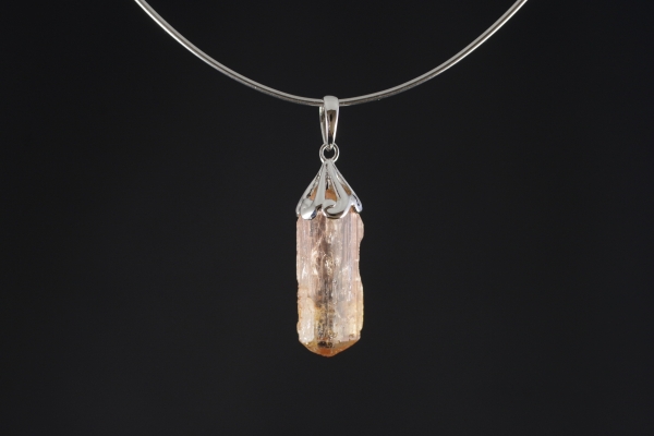 ペンダントトップ ブラックルチルクォーツ 天然石 ペンダントトップの