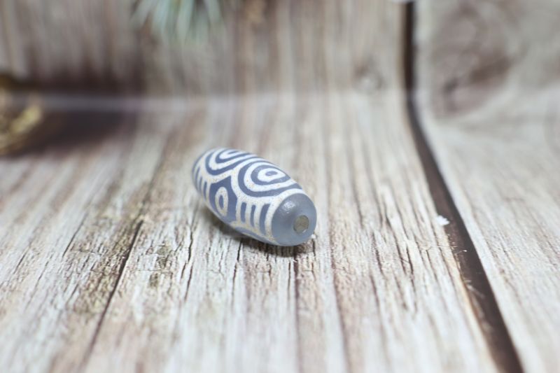 老玉髄天珠 龍眼天珠 - 石縁パワーストーン専門店