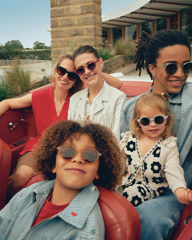 Lunettes de soleil beige transparentes #E, forme rectangulaire