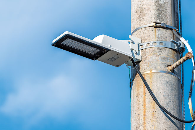 神津島村 道路灯・防犯灯 | 道路照明 道路 | 納入事例 | 岩崎電気