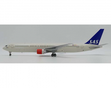 www.JetCollector.com: JAL B767-300ER 