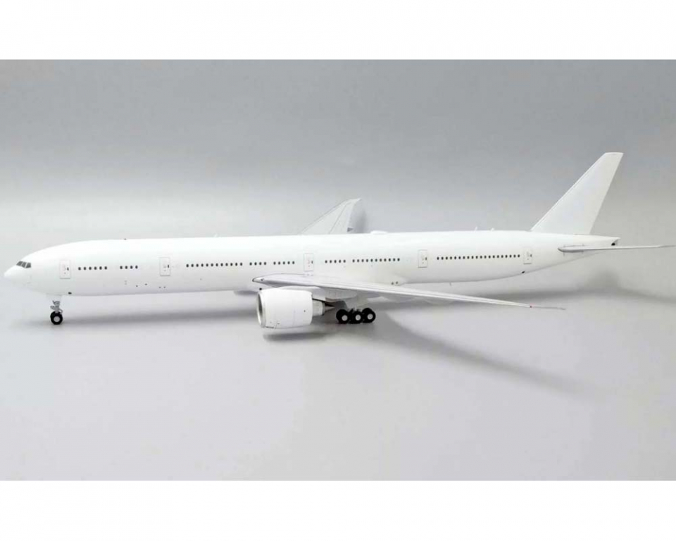 www.JetCollector.com: Blank White B777-300ER 1:200 Scale JC Wings
