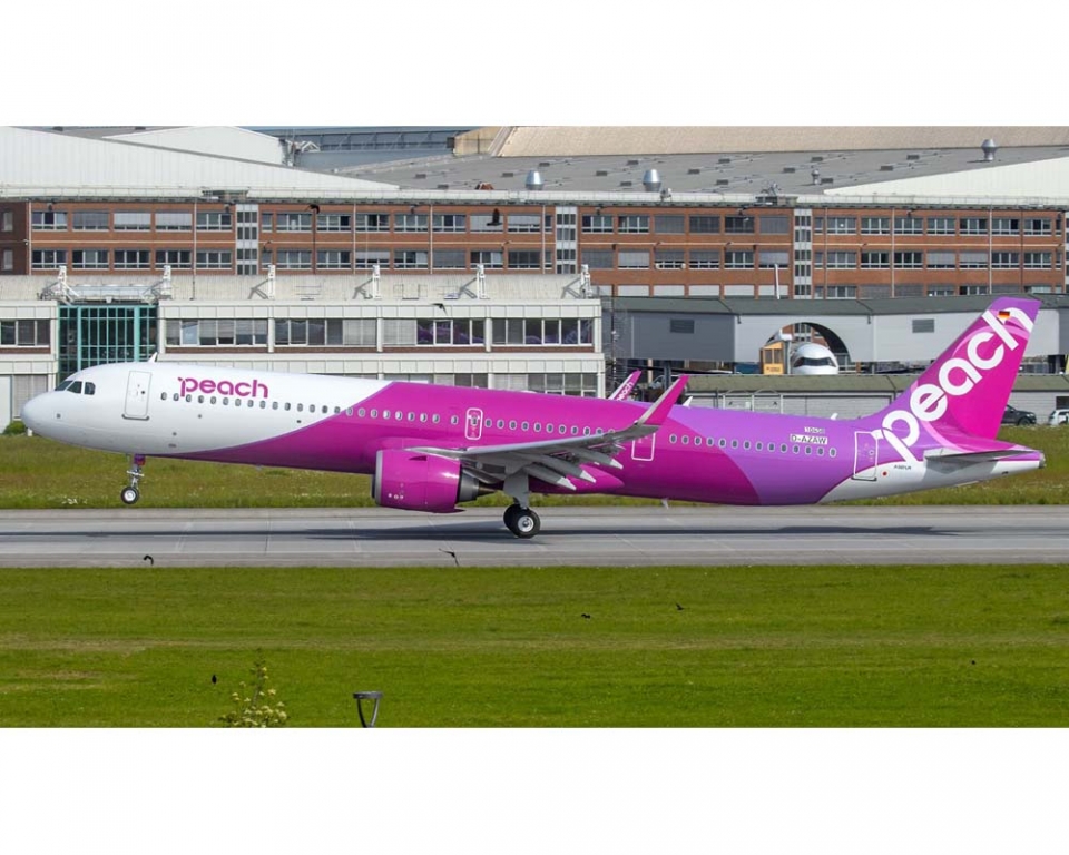 www.JetCollector.com: Peach Aviation Airbus A321neo JA901P 1:200
