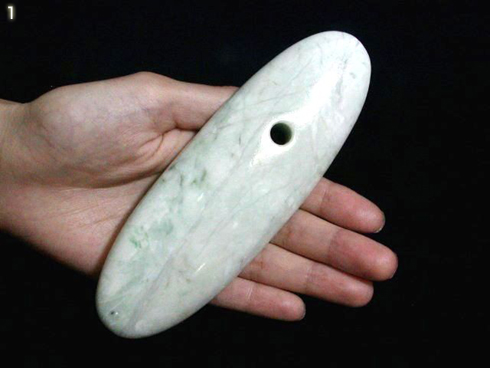 日本翡翠情報センター：翡翠製品（POWER OBJECT）：大珠（大珠はパワー