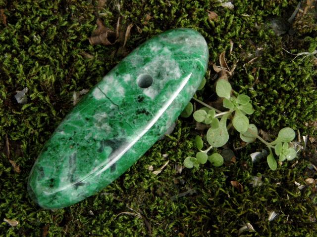 日本翡翠情報センター：翡翠の古代史（ANCIENT HISTORY）：秘められた