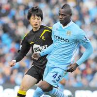 宮市亮ボルトン時代のサイン