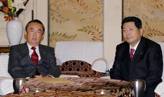 郵政民営化に反対して自民党を離党した無所属…：平沼赳夫元経済産業相