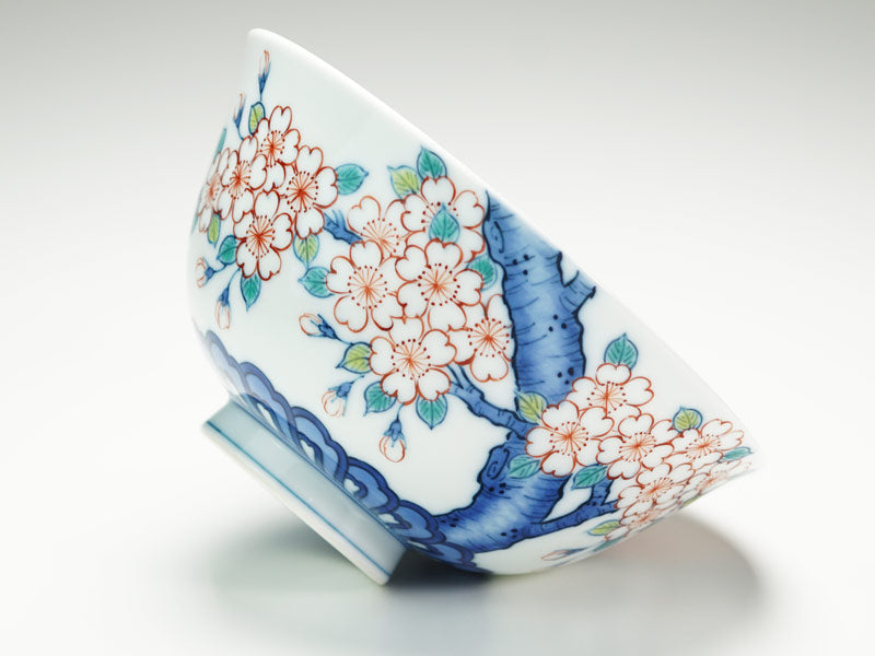 有田焼】睦揃（夫婦茶碗セット）染錦吉祥桜図