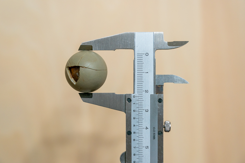 Sugruと鋼球でX68000マウス・トラックボール用のボールを自作してみ