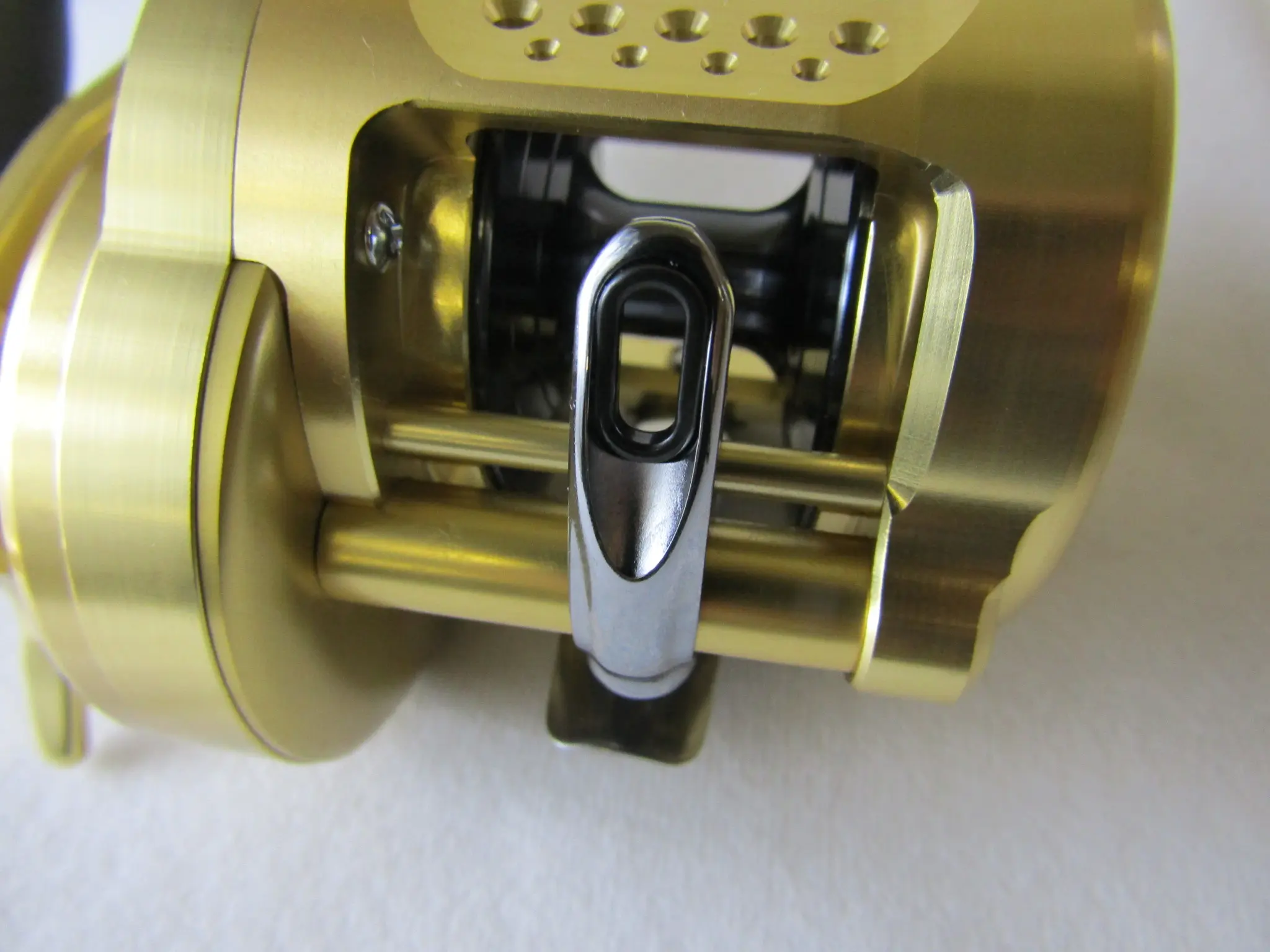 23オシアコンクエスト200HG - 48,200円 : 海釣り、船釣り専門店の沖