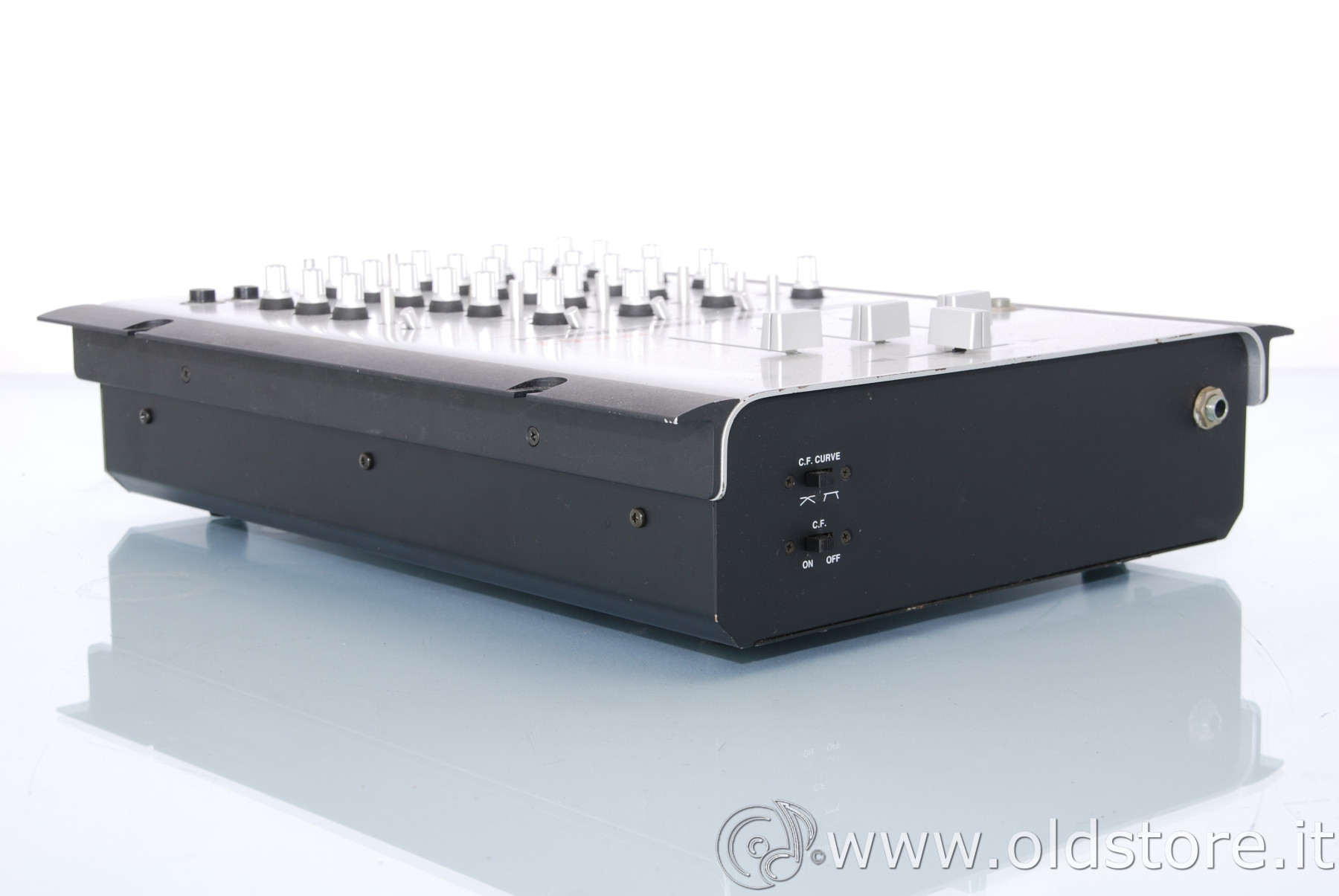 vestax vmc-185xl コードなし 中古品VestaxのDJミキサー、VMC-185XLの