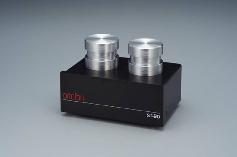 ortofon/MC昇圧トランス/ST-90のご紹介です。