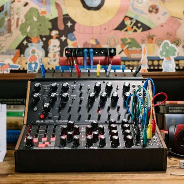 moogのシンセサイザー、MOOG SOUND STUDIO（DFAM & Subharmonicon