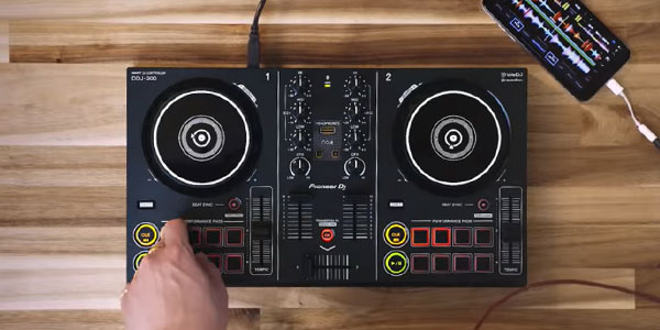 スマホで超手軽！アプリでDJが楽しめる！Pioneer DJ DDJ-200！