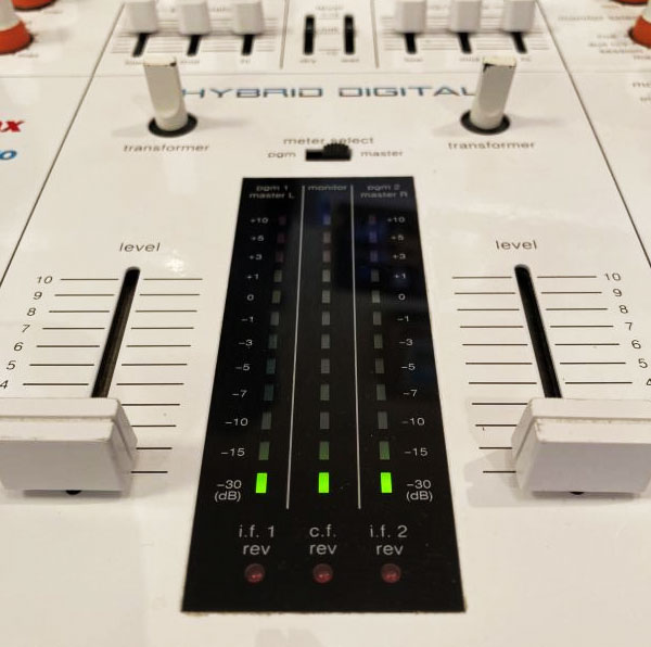 中古品】Vestax/DJミキサー/PMC-08Pro WH -DJ機材アナログレコード専門