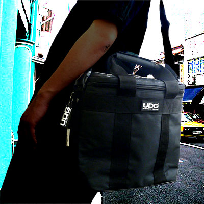 約50枚のレコード収納可能！】 UDG/レコードバッグ/U9500 StarterBag