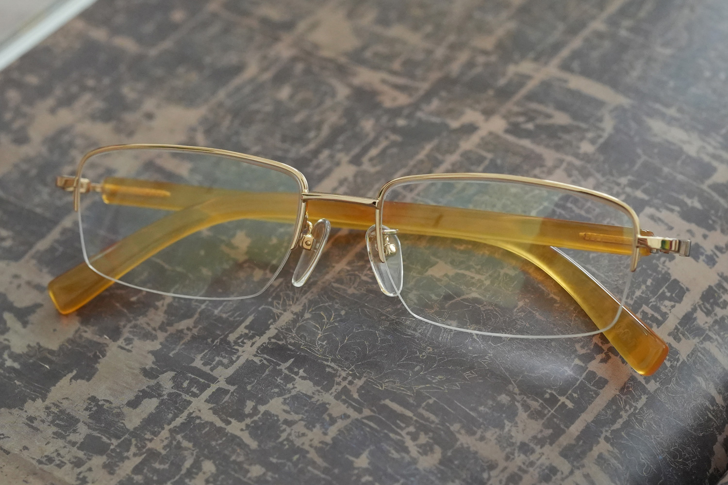 べっ甲（鼈甲）メガネ｜トリプル銀座