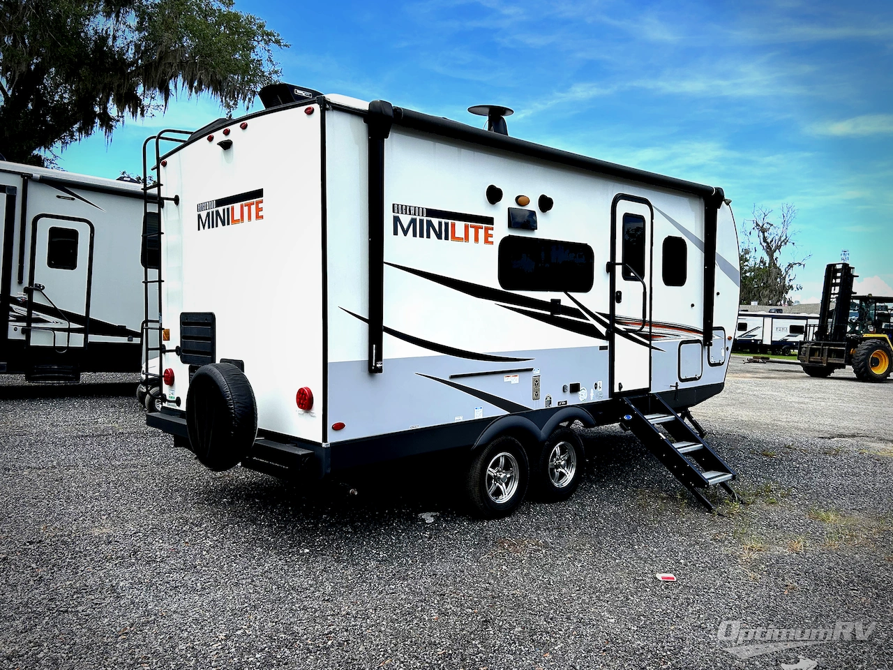 Used 2021 Forest River Rockwood Mini Lite 2104S Travel Trailer at