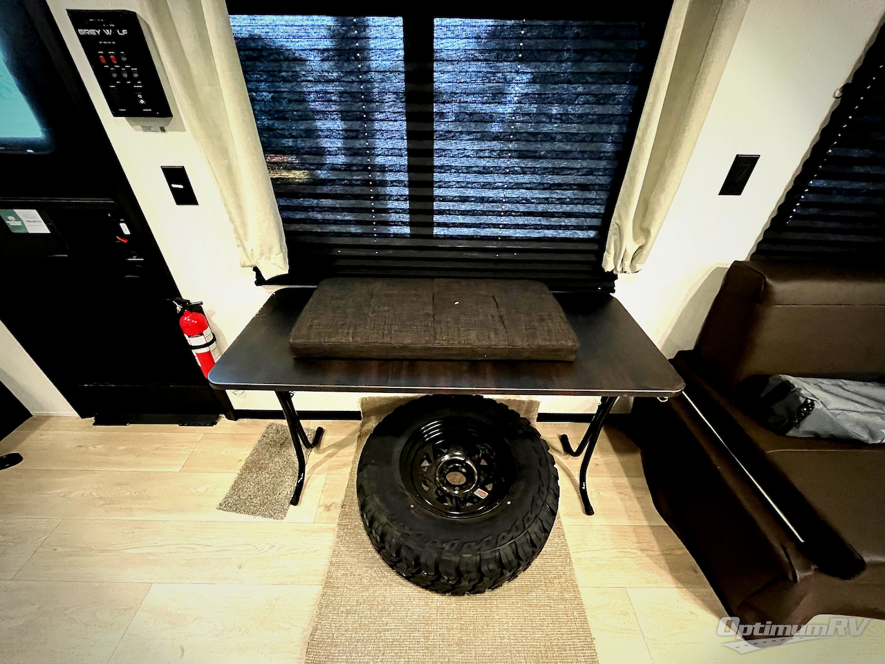 New 2026 Forest River Cherokee Grey Wolf Black label 18RRBL Travel