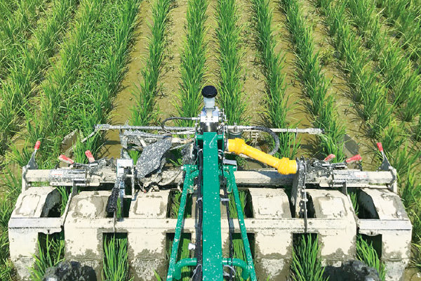 Features | WEED MAN [水田除草機] | 株式会社オーレック [OREC CO