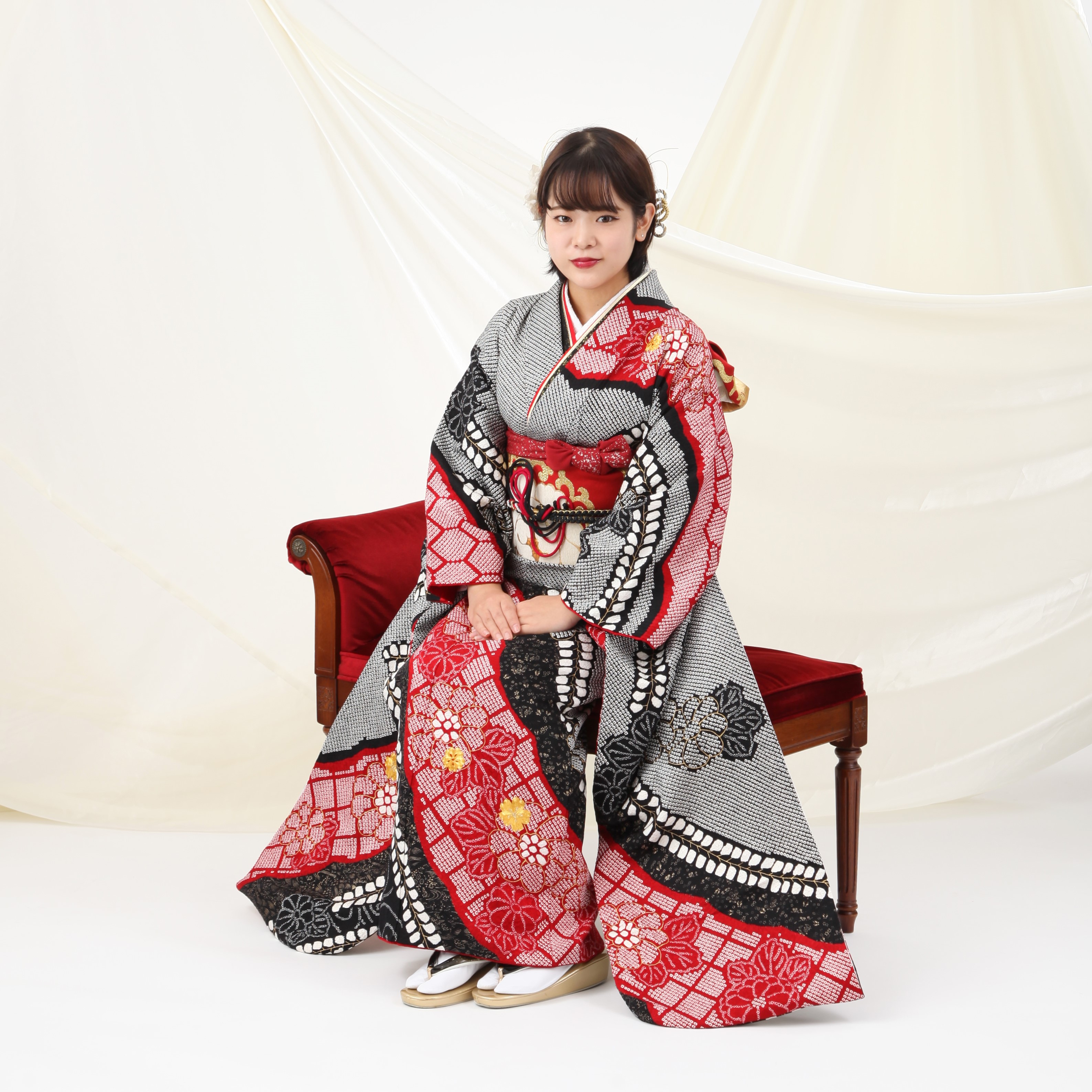 高級総絞り箔振袖単体162.5cmWR56 プレミアム古典 青柳/最高級金駒繍