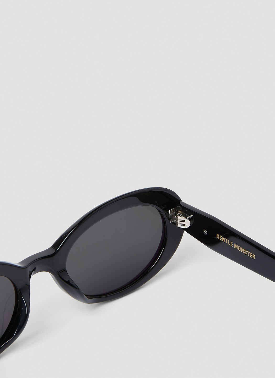 Gentle Monster Men's' La Mode Sunglasses in Black | LN-CC®