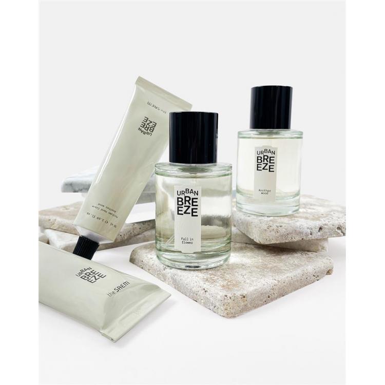 アーバンブリーズ パフューム ハンドクリーム フォーリンフラワー 50ml