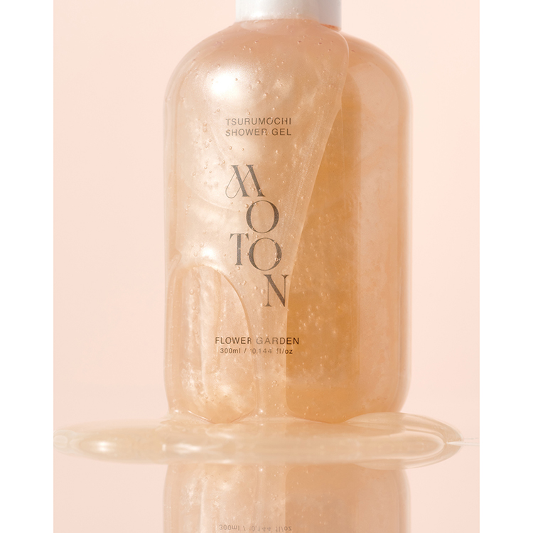 つるもちボディソープ フラワーガーデン 300ml: コスメ＆ビューティー