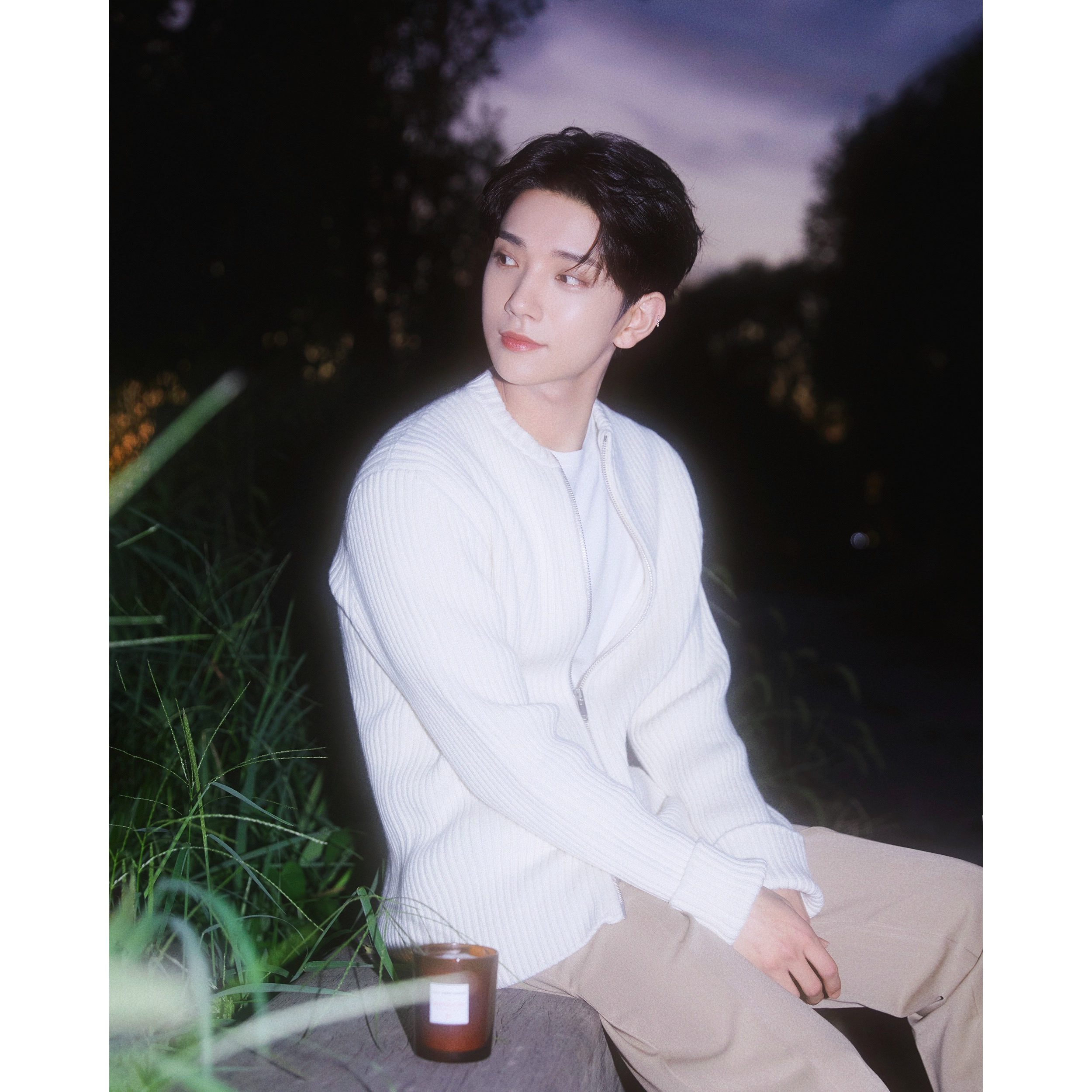 22 The Joshua Hong LIMITED EDITION - Scented Candle 190g - LOLA