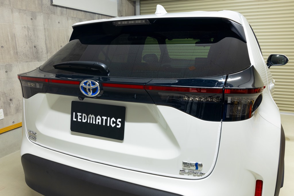 MXPJ10 ヤリスクロス 純正LEDテールランプ延長加工 - LEDMATICS
