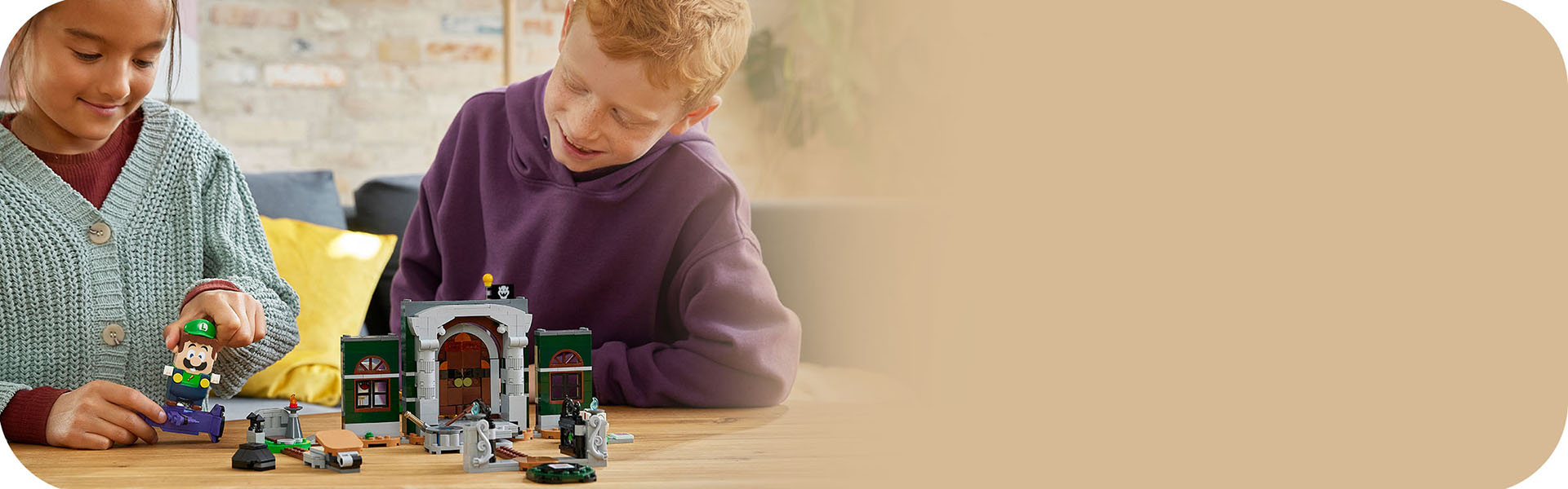 Luigi's Mansion™ Entryway Expansion Set 71399 | LEGO® Super Mario